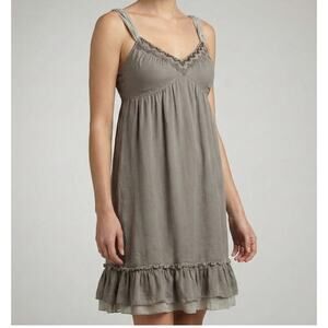 Miss Bison M Green Dress Sleeveless Ruffled Hemline Embroidered Detail